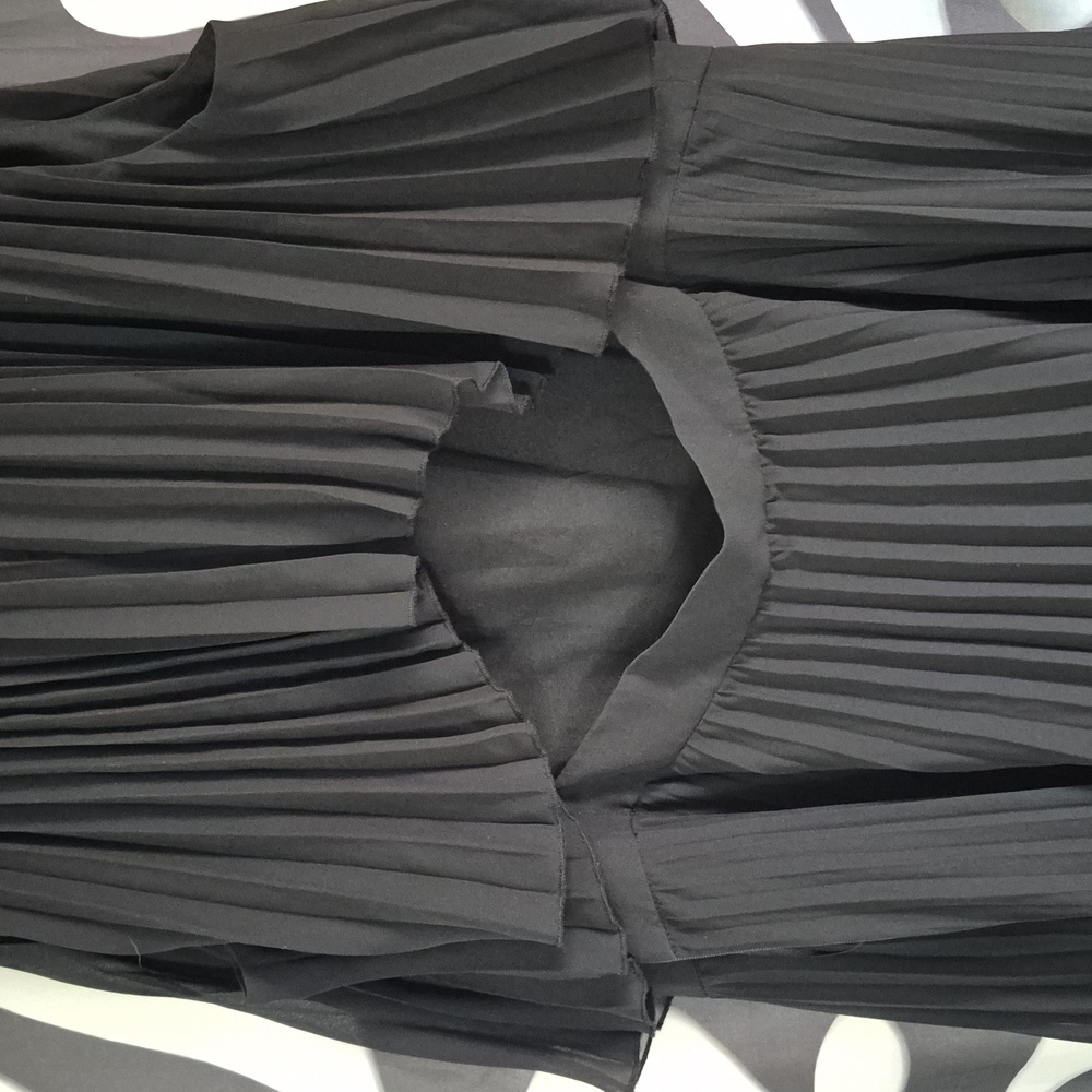 NEW Banana Republic sz 14 Black Pleated Chiffon Maxi Dress - Picture 9 of 11